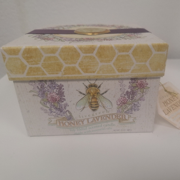 Luxury Candle w/Gift Box 2pc set - Honey Lavender & Sweet Honey- New - Picture 2 of 8